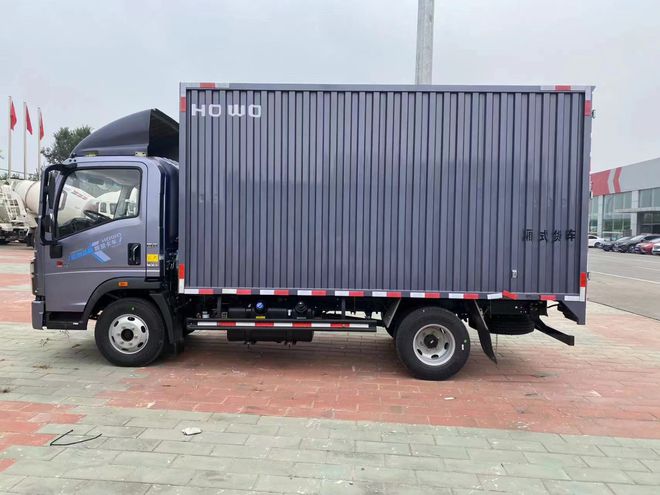 火狐电竞重汽统帅140马力平板箱车-北京总代理(图6) 火狐电竞重汽统帅140马力平板箱车-北京总代理(图6)