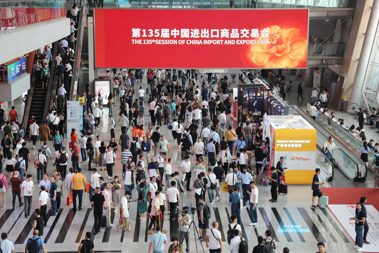 实现“开门红”:“老广交”焕火狐电竞发“新活力”(图1) 实现“开门红”:“老广交”焕火狐电竞发“新活力”(图1)